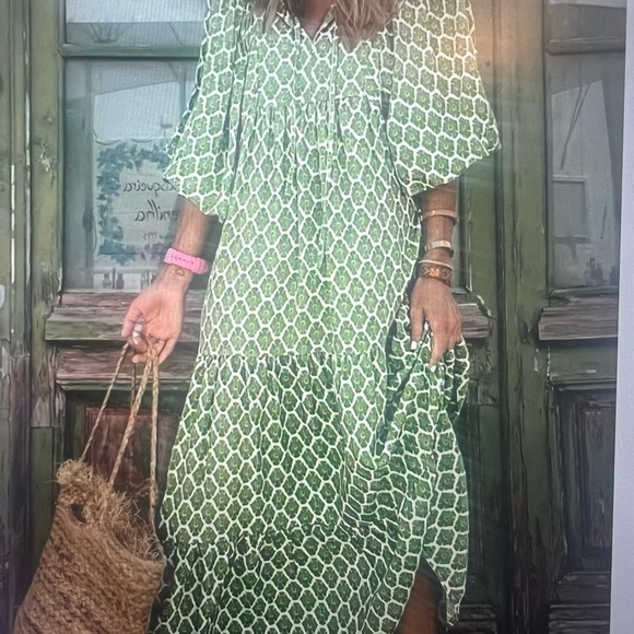 Green Patterned Tiered Maxi Dress. New! Size 14 - Picture 3 of 4